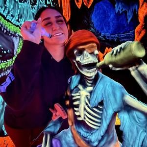 Meet your Posher, Jeni